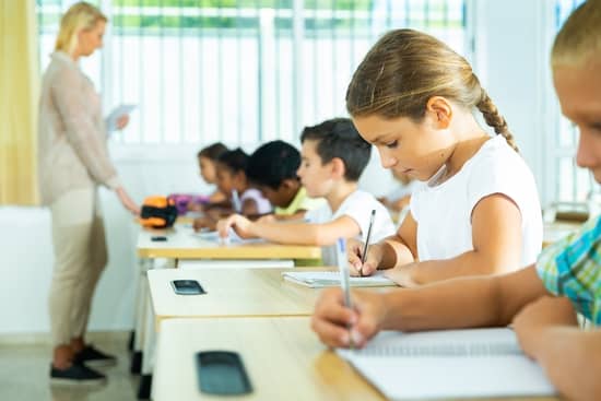 nina superdotada en la escuela